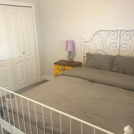 Large Suite With Separate Bathroom Ричмонд Экстерьер фото